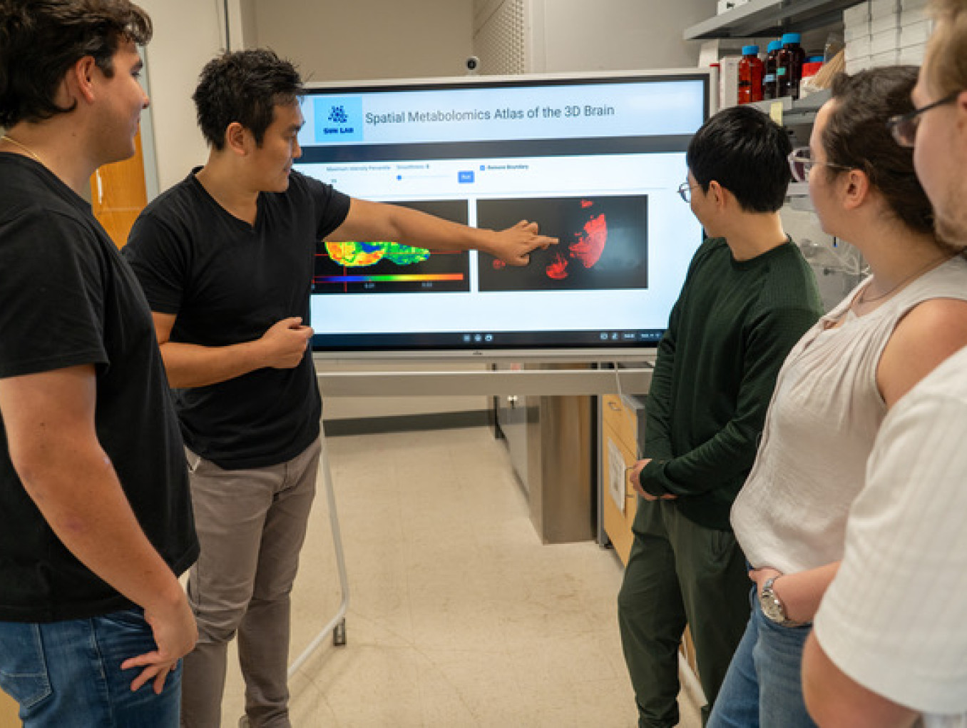 Lab Photo Breaking the Wall of Metabolism with 3D and AI 