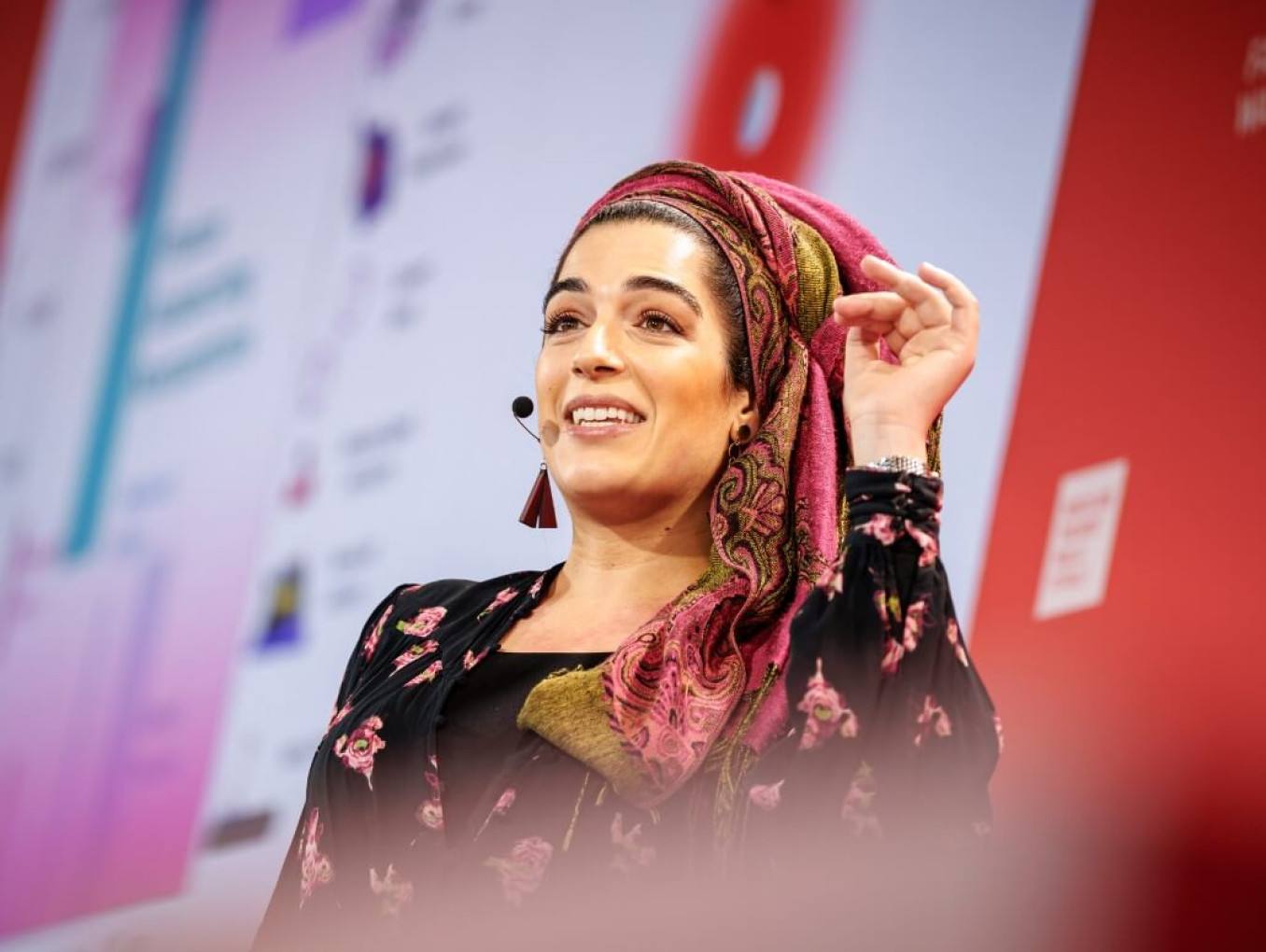 Natalie Fardian-Melamed presents on the Falling Walls stage