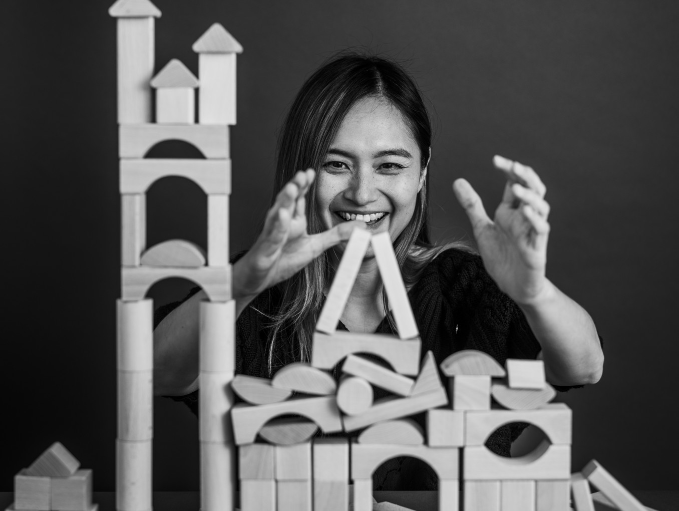 Image of Apple Pui Chui with building blocks for Falling Walls Shape the Future campaign