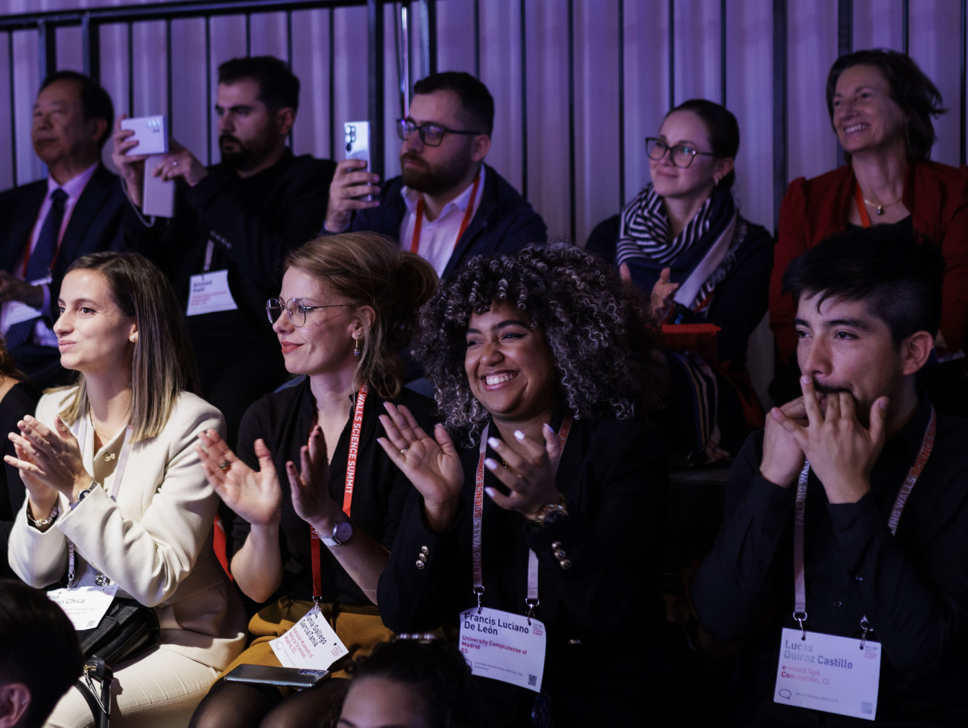 Clapping audience at Falling Walls Science Summit