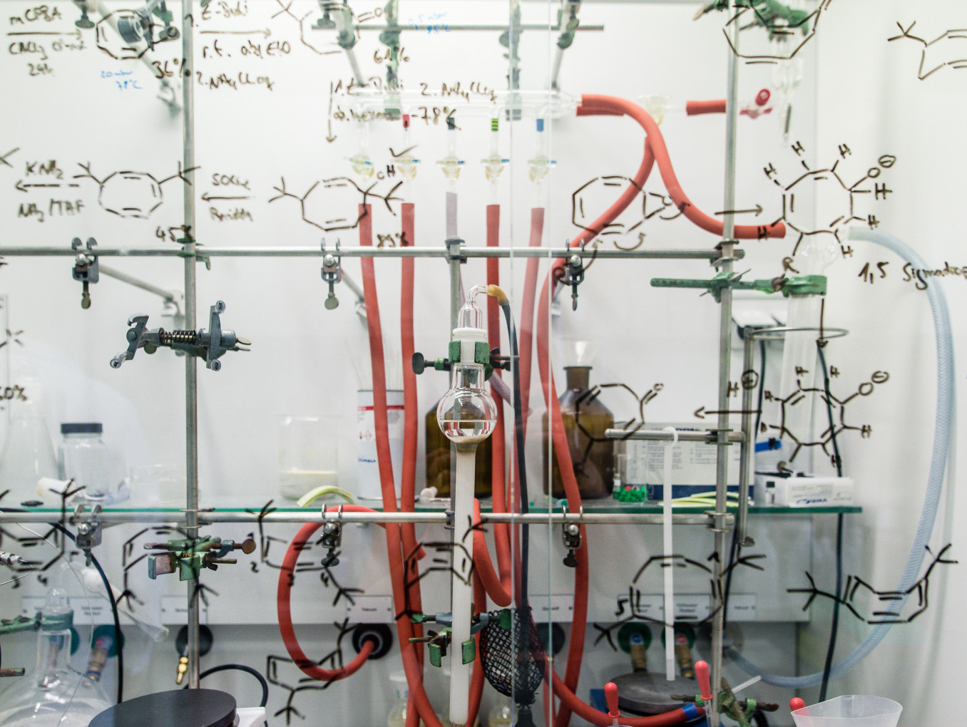 Project image of Peter R. Schreiner - Organic Chemistry laboratory
