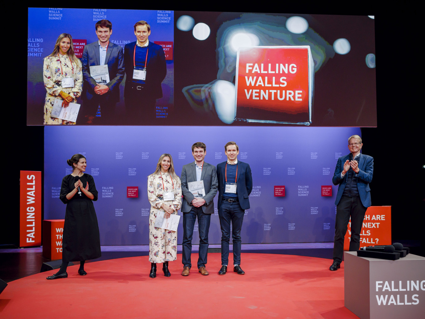 Falling Walls Venture Science Breakthrough on Stage at Science Summit 2022