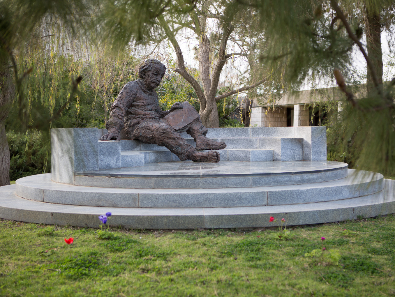 A statue of Einstein, in the garden of the Israel Academy