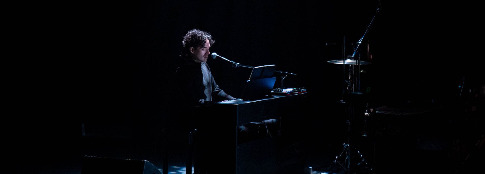 Nahum performing at the Hong Kong Arts Centre
