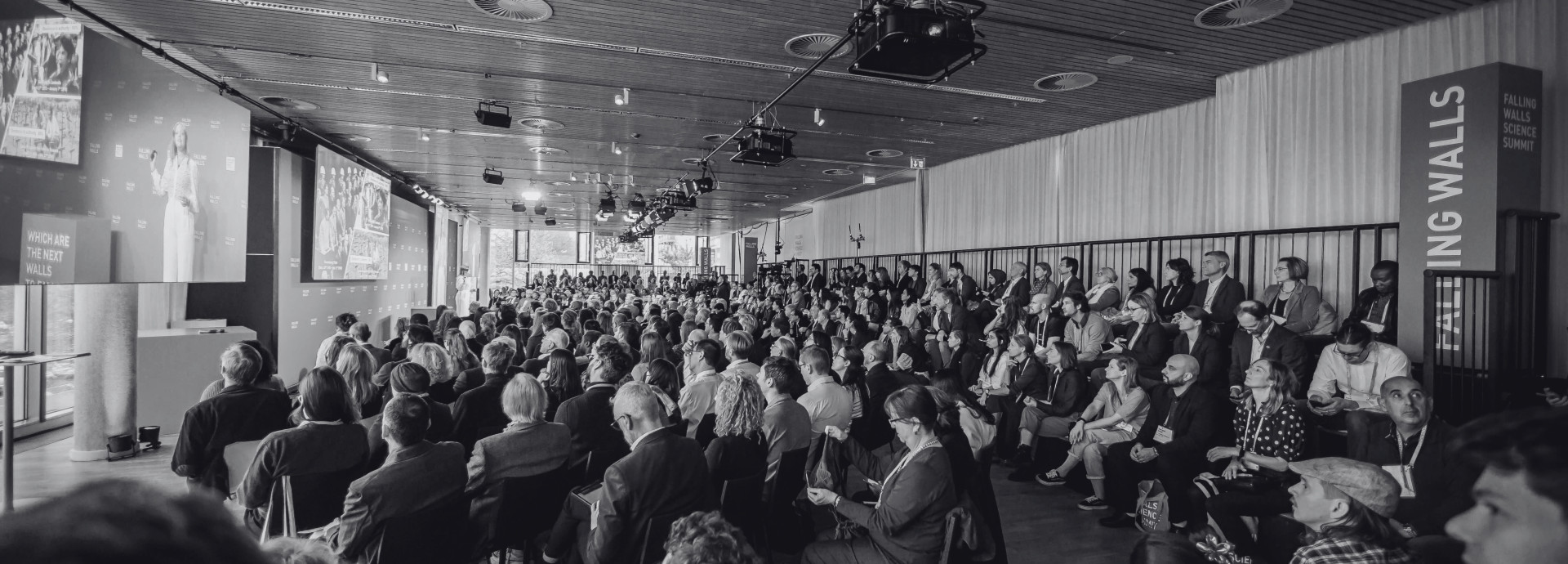 Speaker and audience at Falling Walls Science Summit