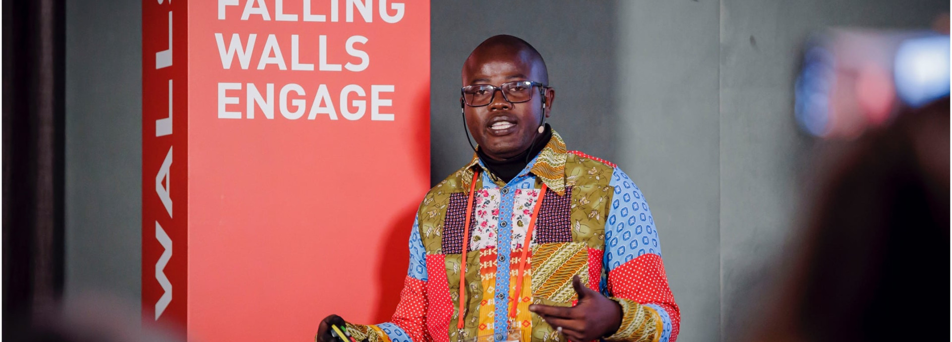 THABISO MASHABA presenting at the stage of the Falling Walls Engage