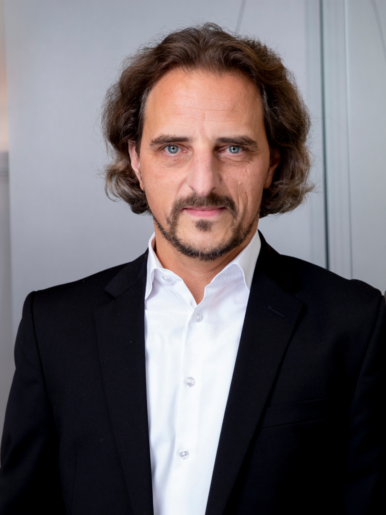 Matthias Müller Photo