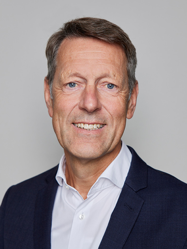 Portrait of Georg Schütte