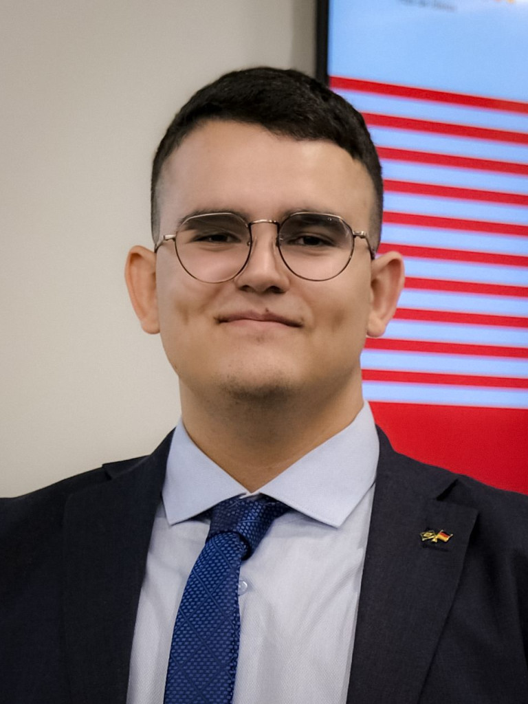 Caio	Costa Quintana