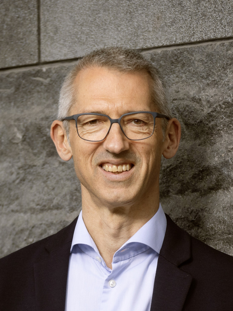 Portrait of Jan Ellenberg