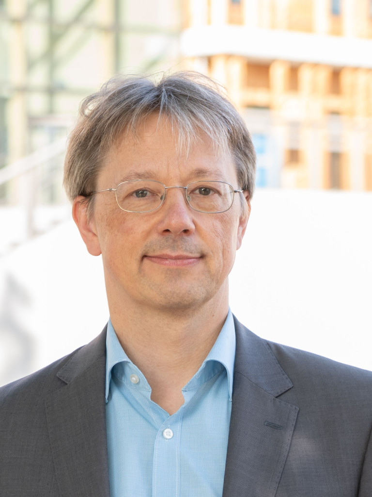 Portrait of Volker Sieber