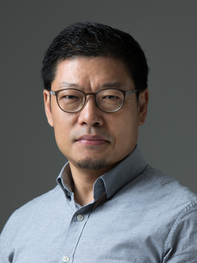 Portrait of Jeong-Dong Lee