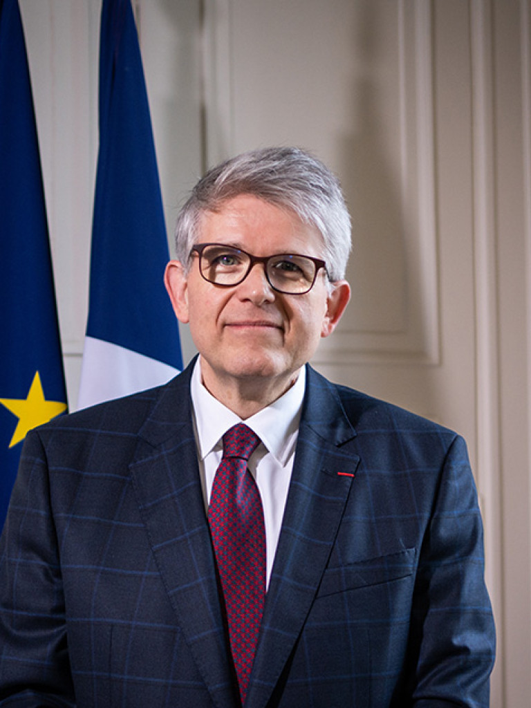 portrait of Patrick Hetzel 
