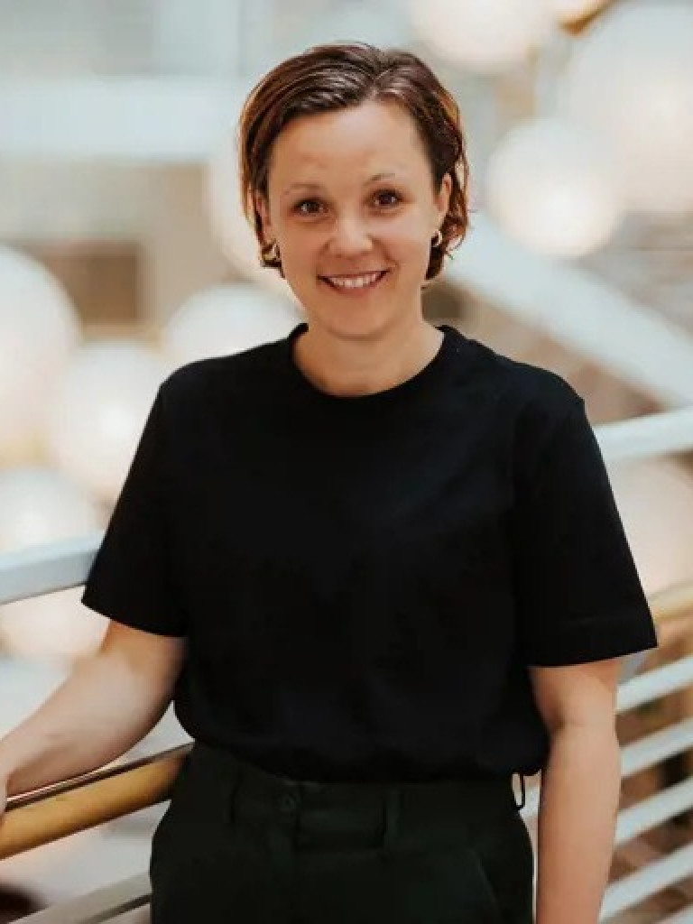 Portait of Tove Rømo Grande