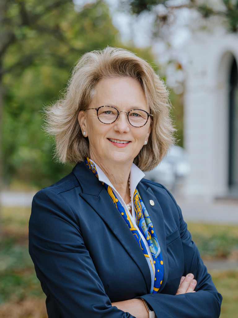 Profilbild Bettina Rockenbach