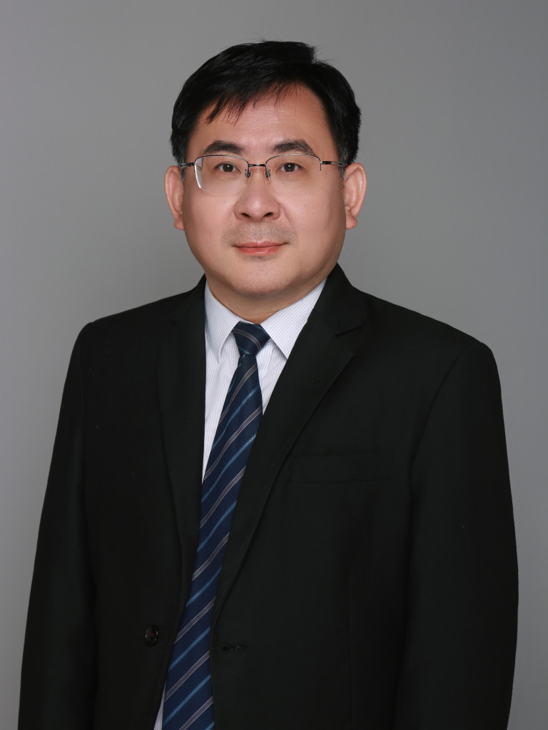 Portrait of Xingjun Wang