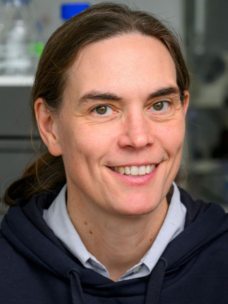Portrait of Claudia Höbartner 