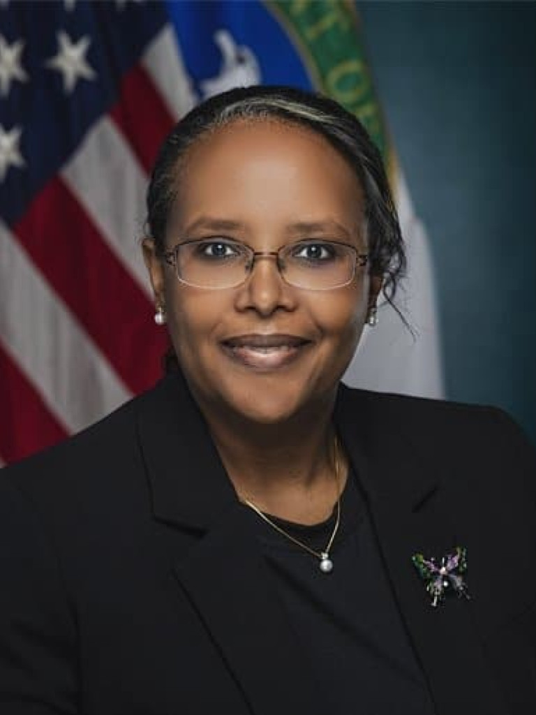 Portrait of Asmeret Asefaw Berhe