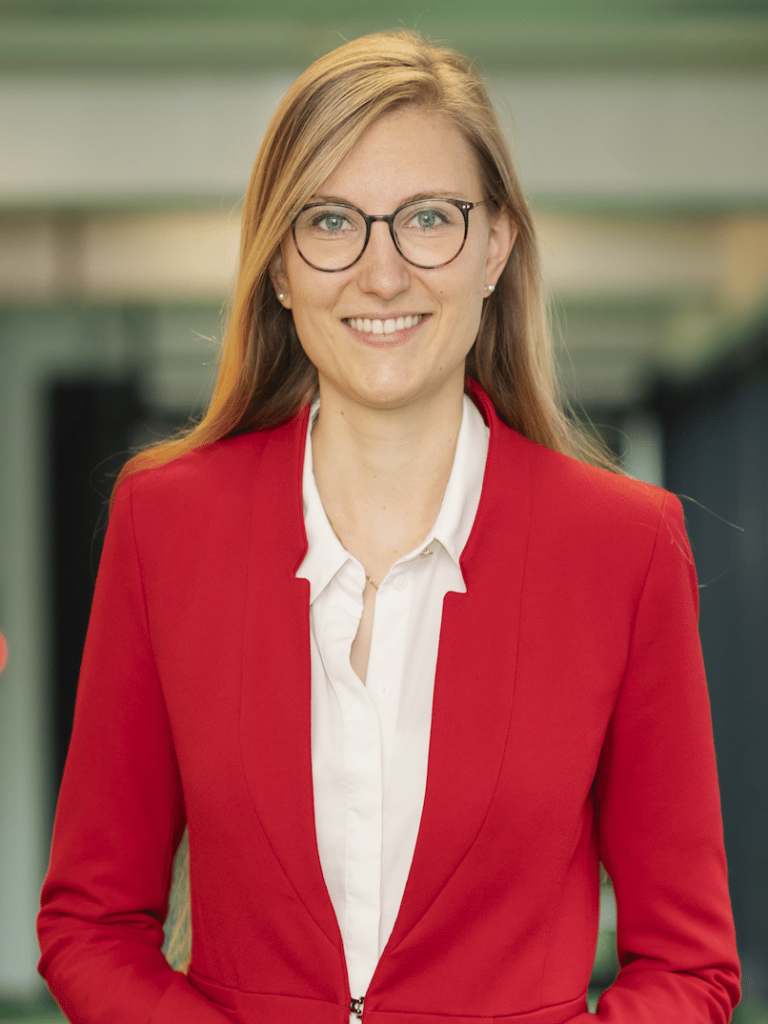 Portrait of Carolin Schneider