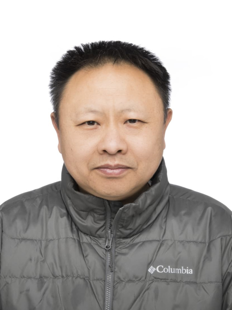 Portrait of Hepeng Jia
