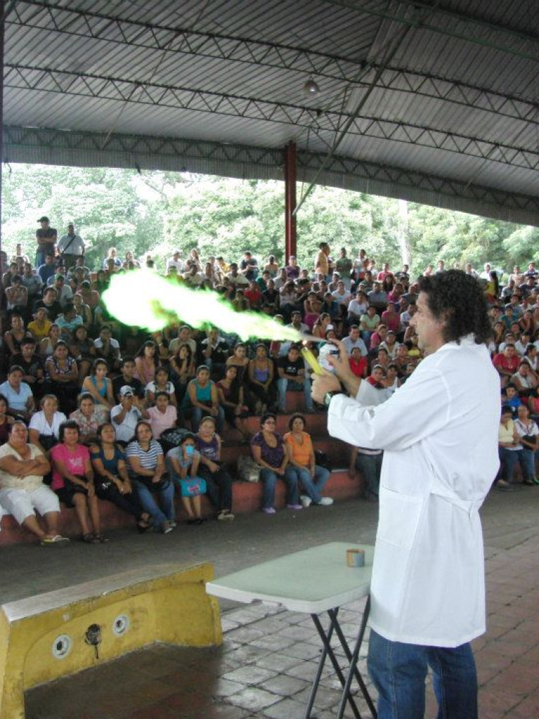 Dr. Demo's Laboratory-Science Show