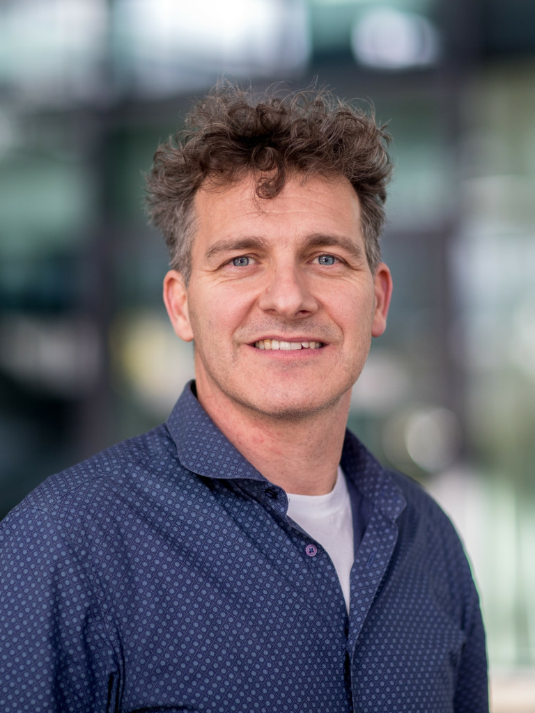 Erik  Bakkers