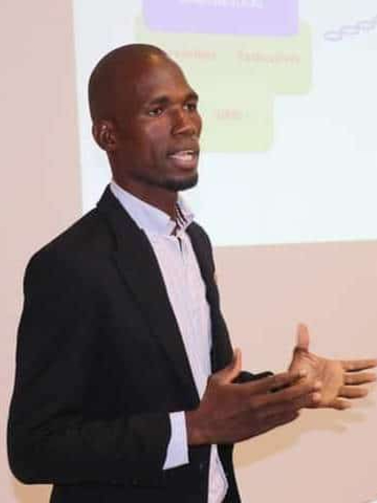 Abdoulaye  Souare