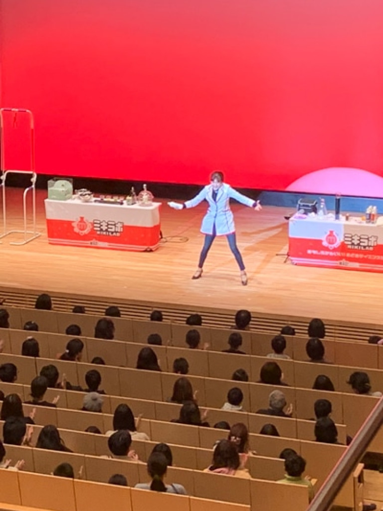 Dancing Science Show