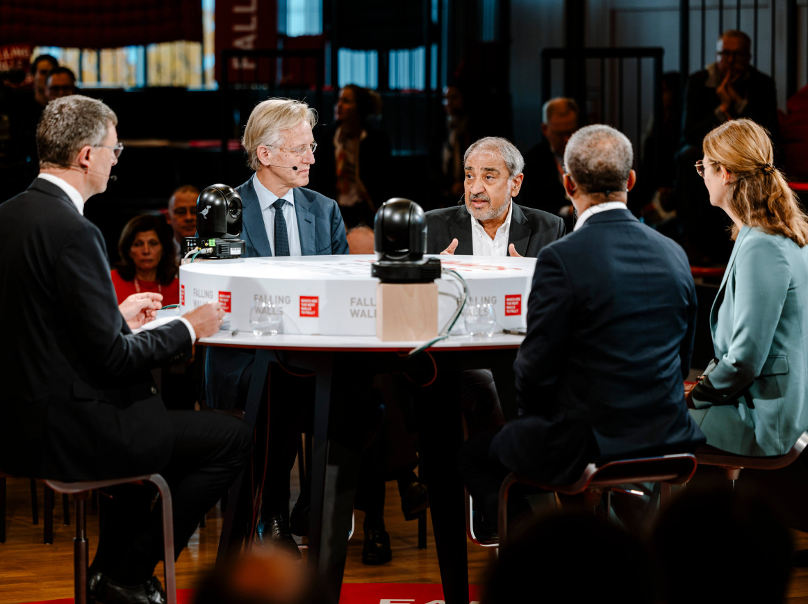 Table Discussions at the Science Summit 2025