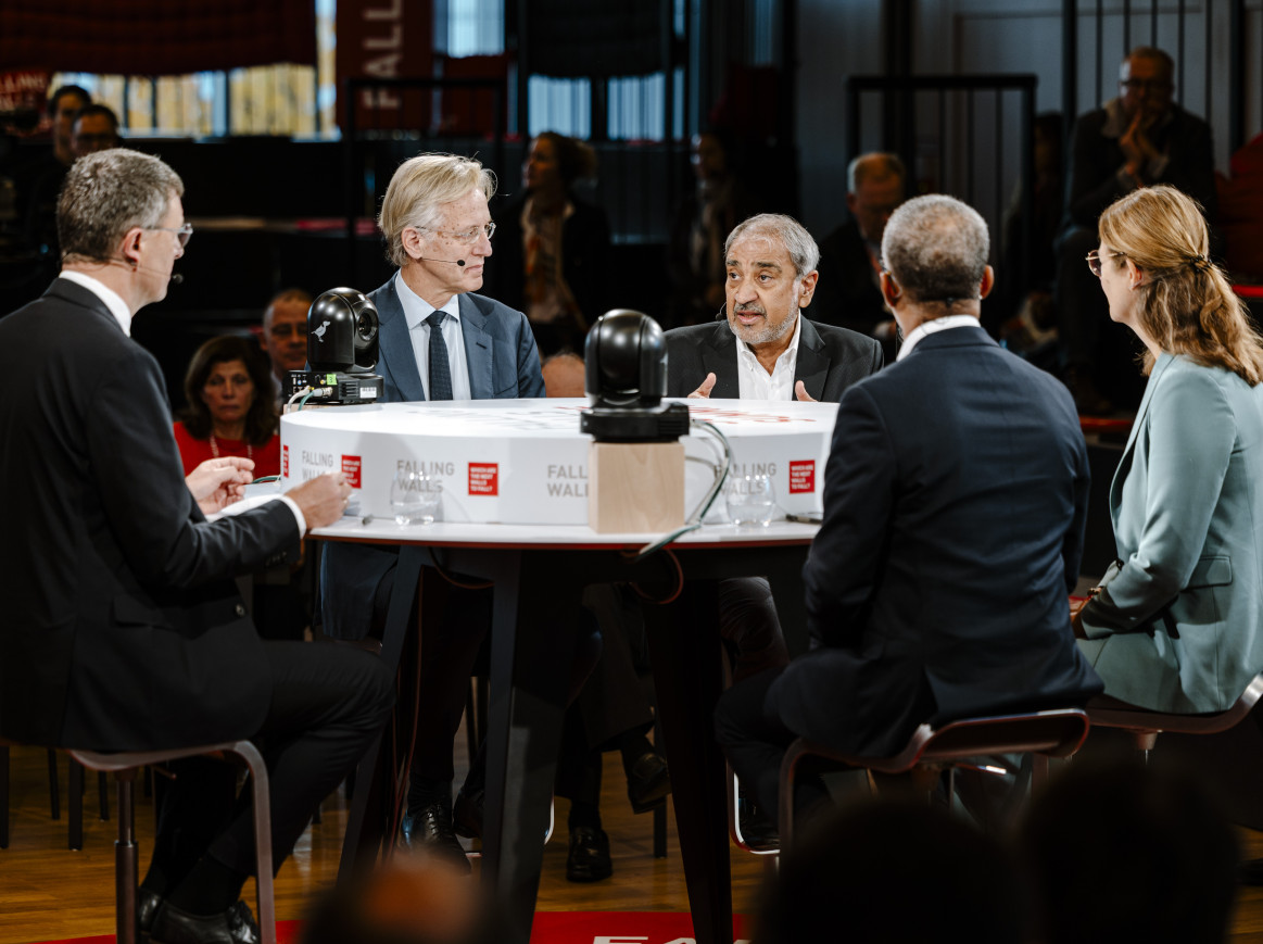 Table Discussions at the Science Summit 2025