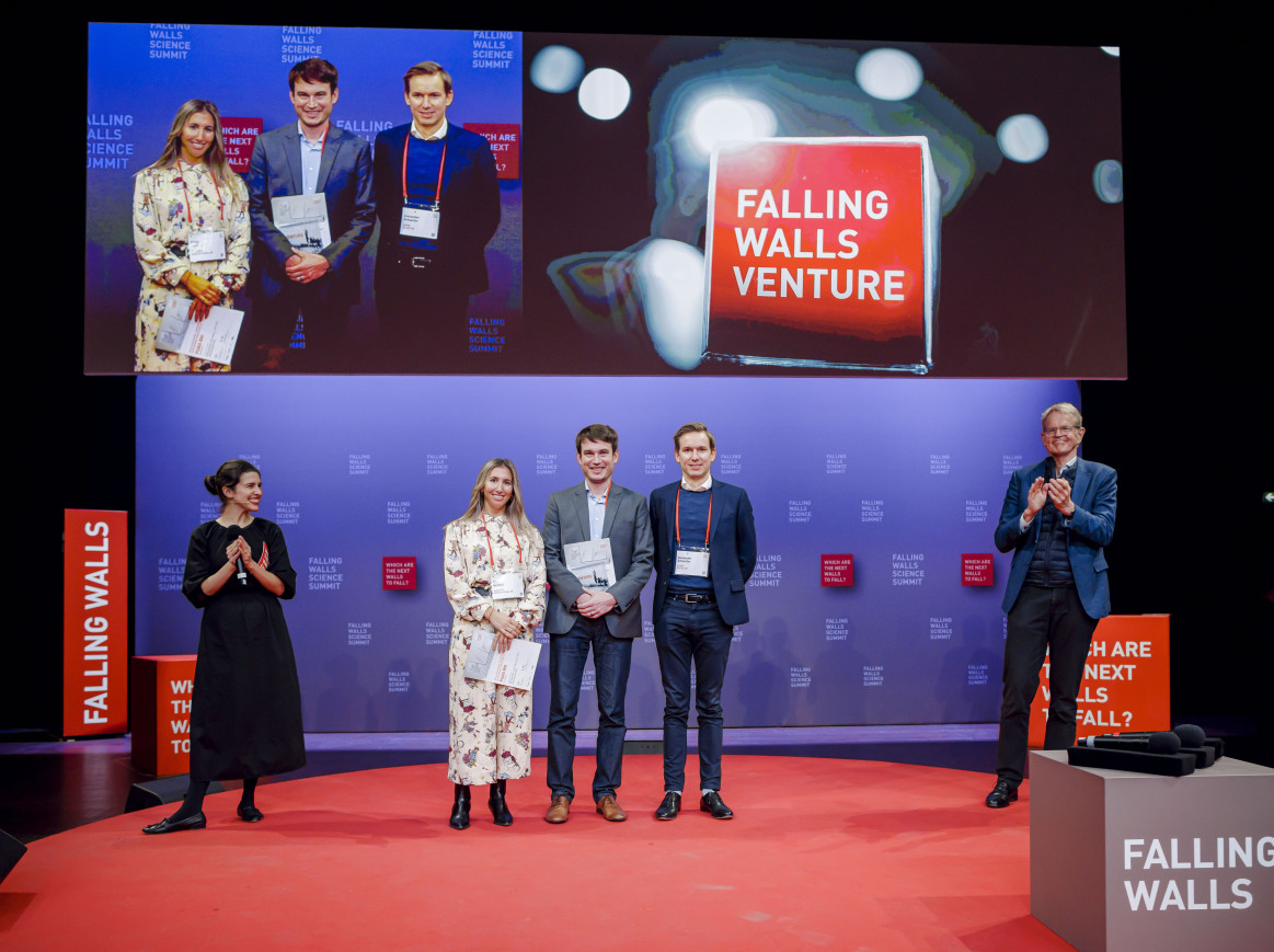 Falling Walls Venture Science Breakthrough on Stage at Science Summit 2022