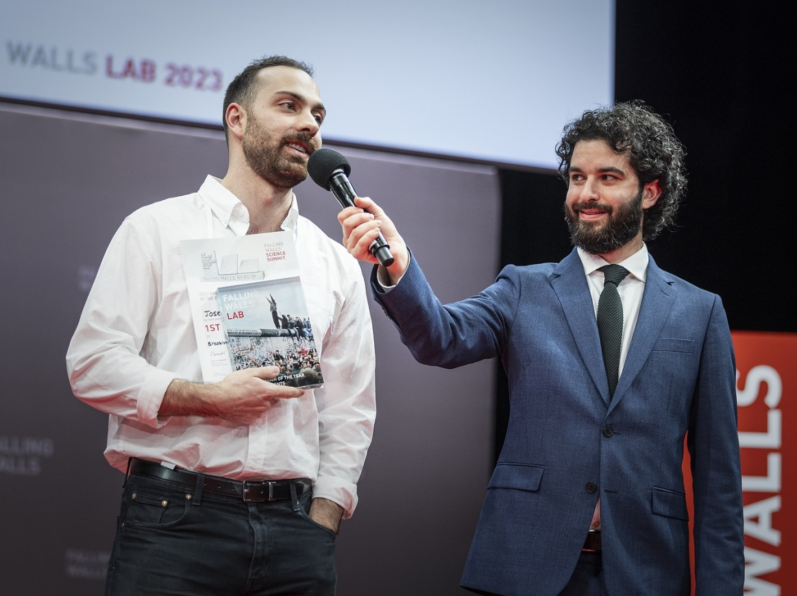 Falling Walls Lab Science Breakthrough on Stage