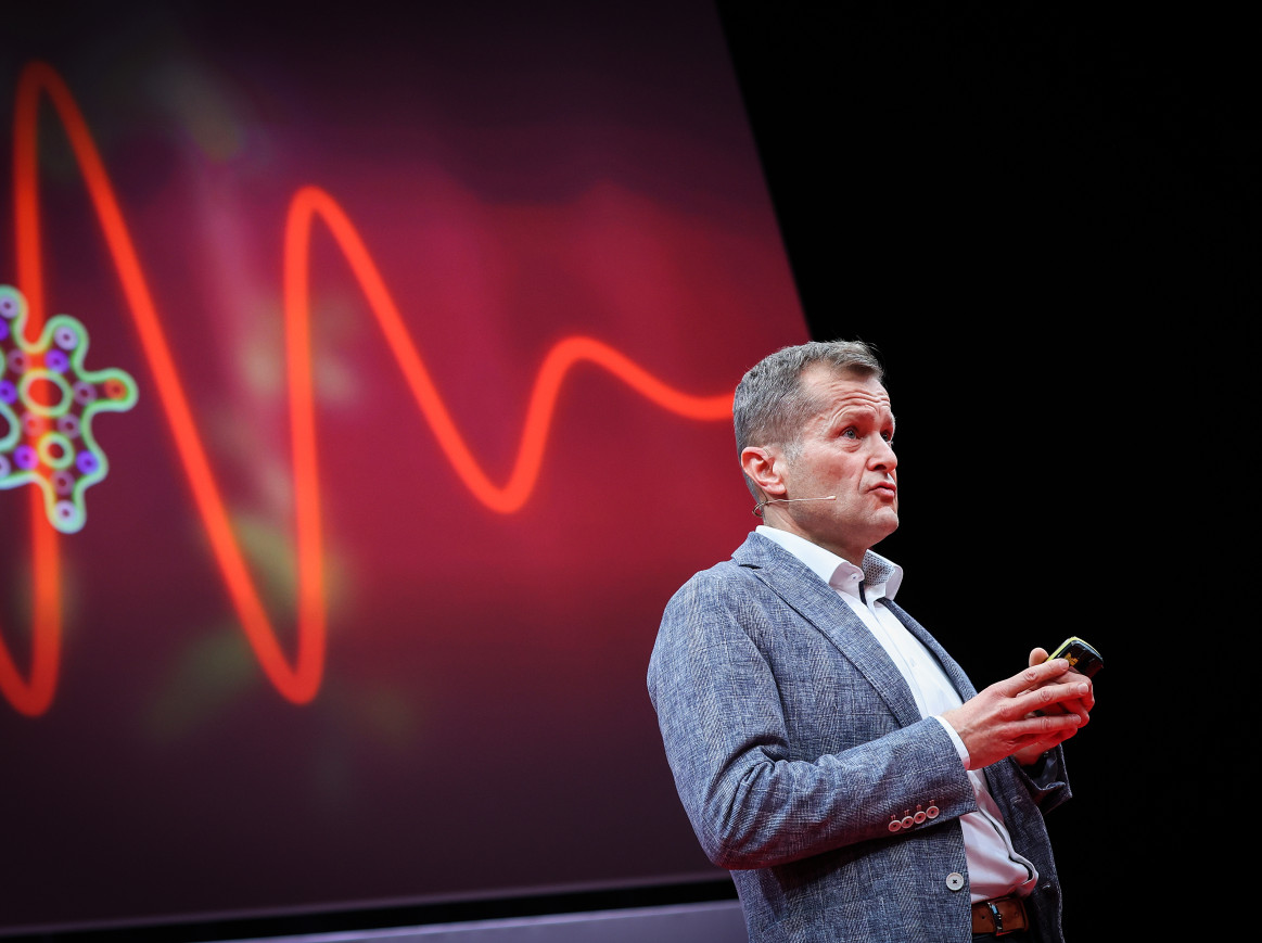 Ferenc Krausz on stage at Science Summit 2023