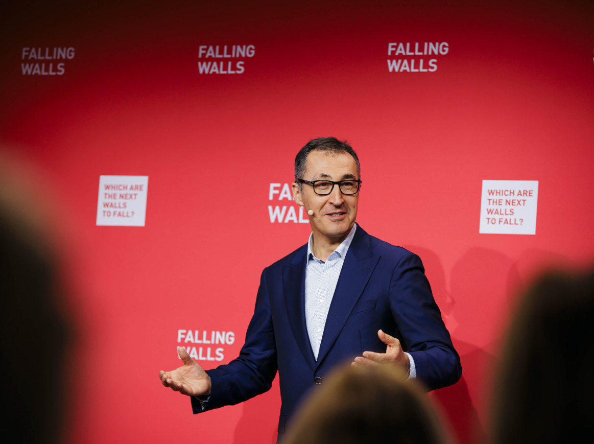 Cem Özdemir at Falling Walls Science Summit 2024