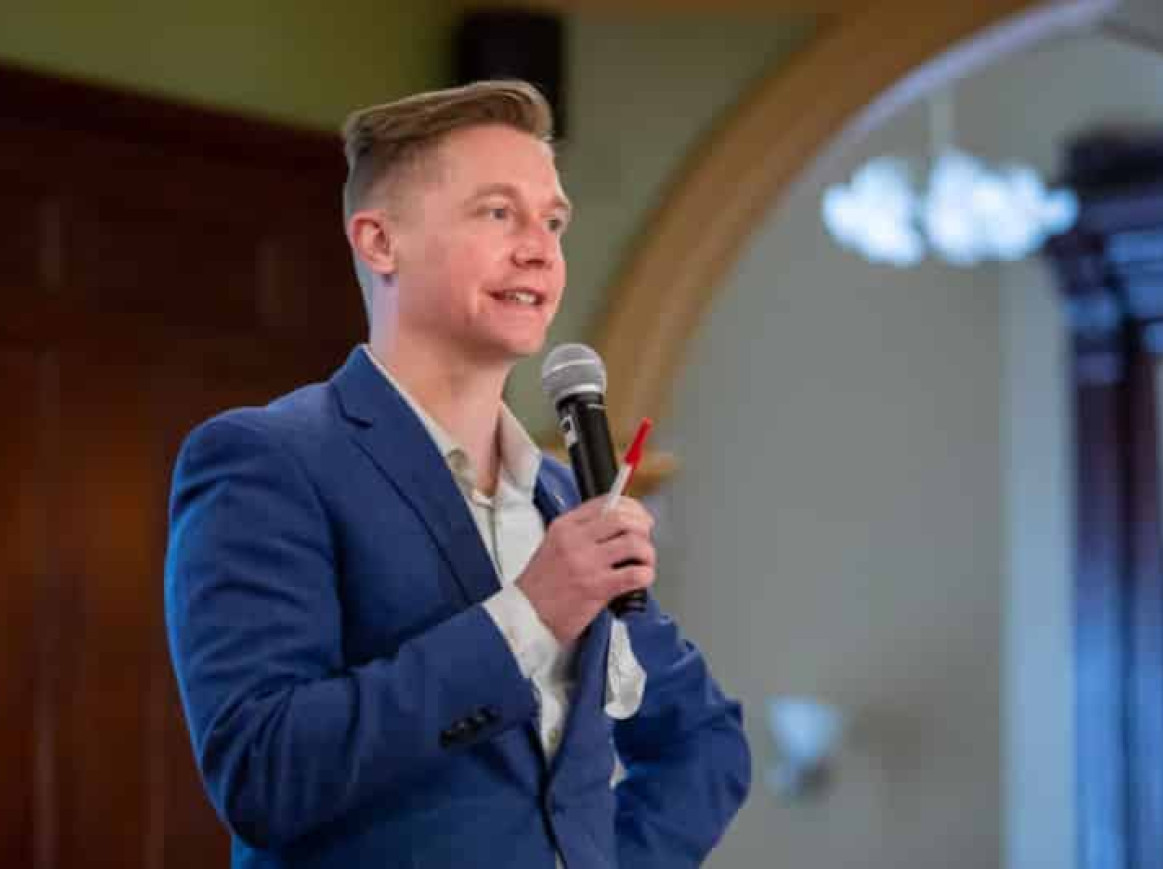 Speaker at Falling Walls Engage Canada Hub