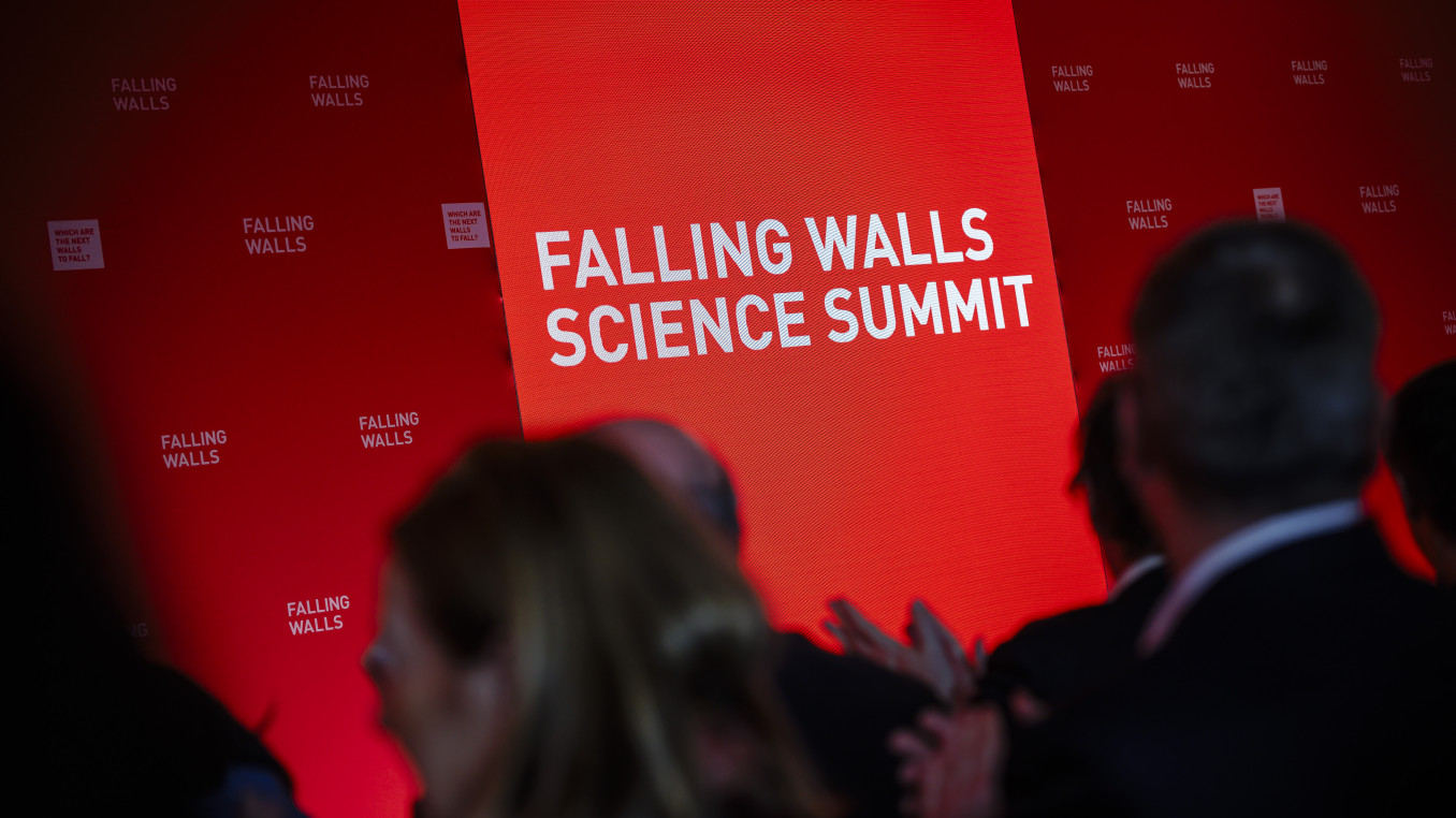 Science Summit Leinwand