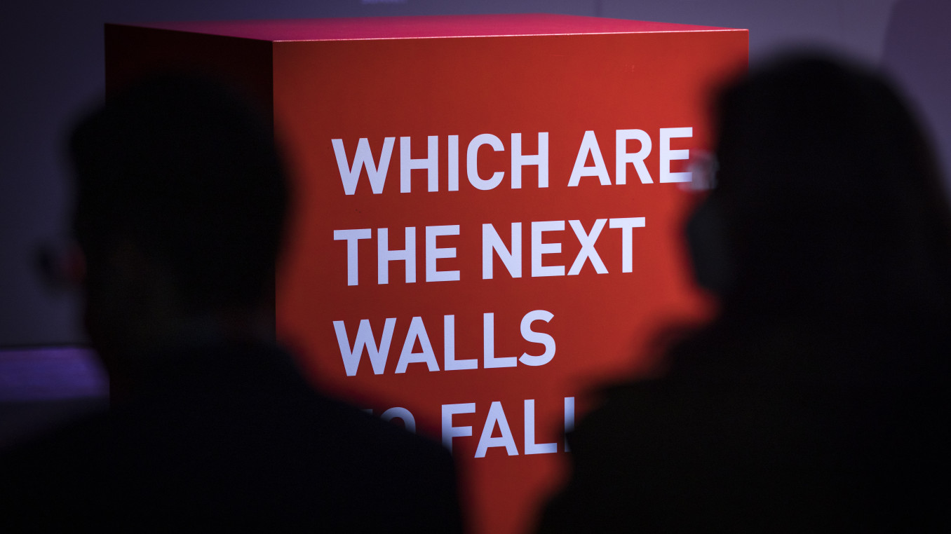 Branded Cube at Falling Walls Science Summit 2021