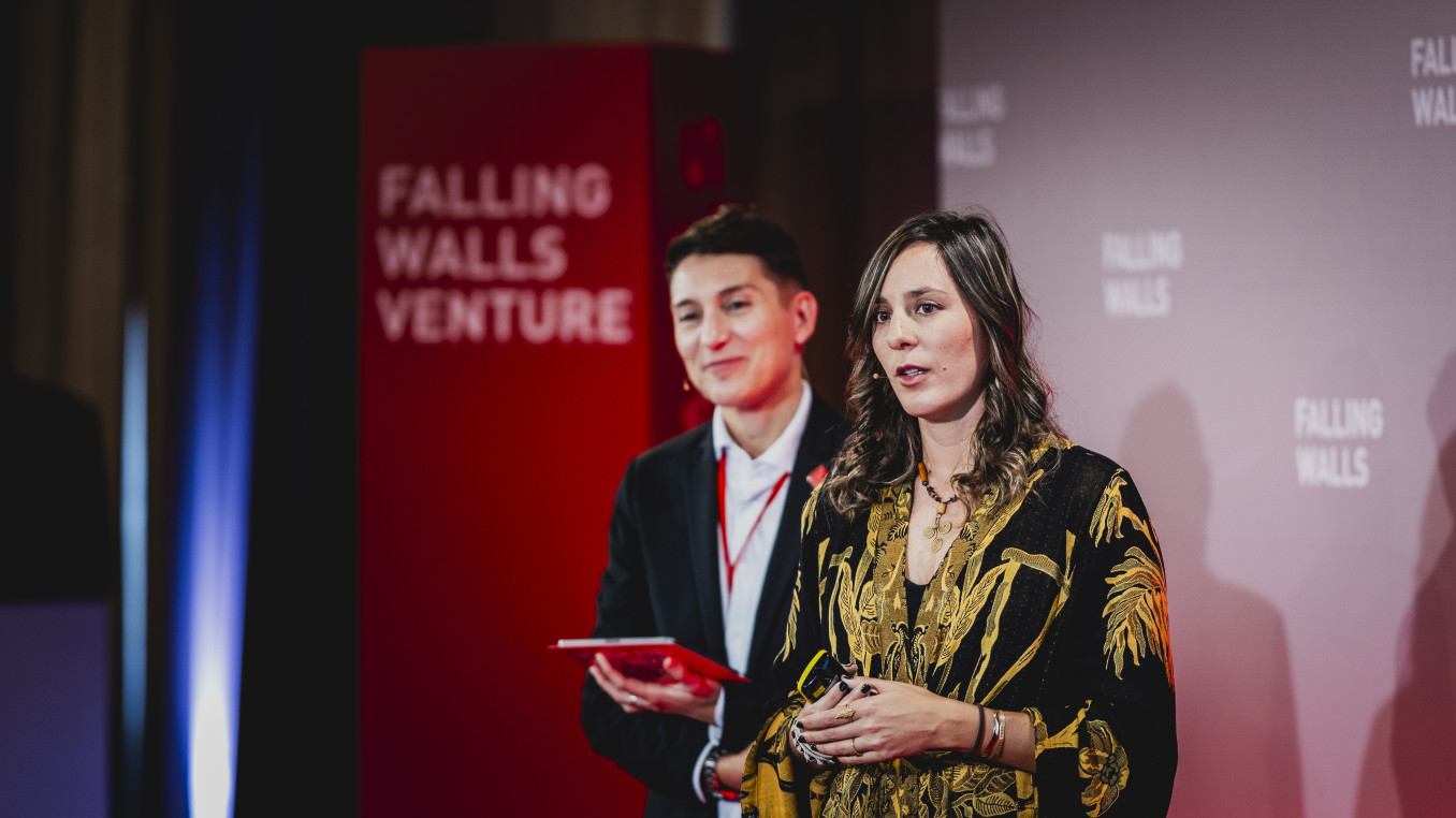 Falling Walls Venture Pitch on Stage at Science Summit 2023