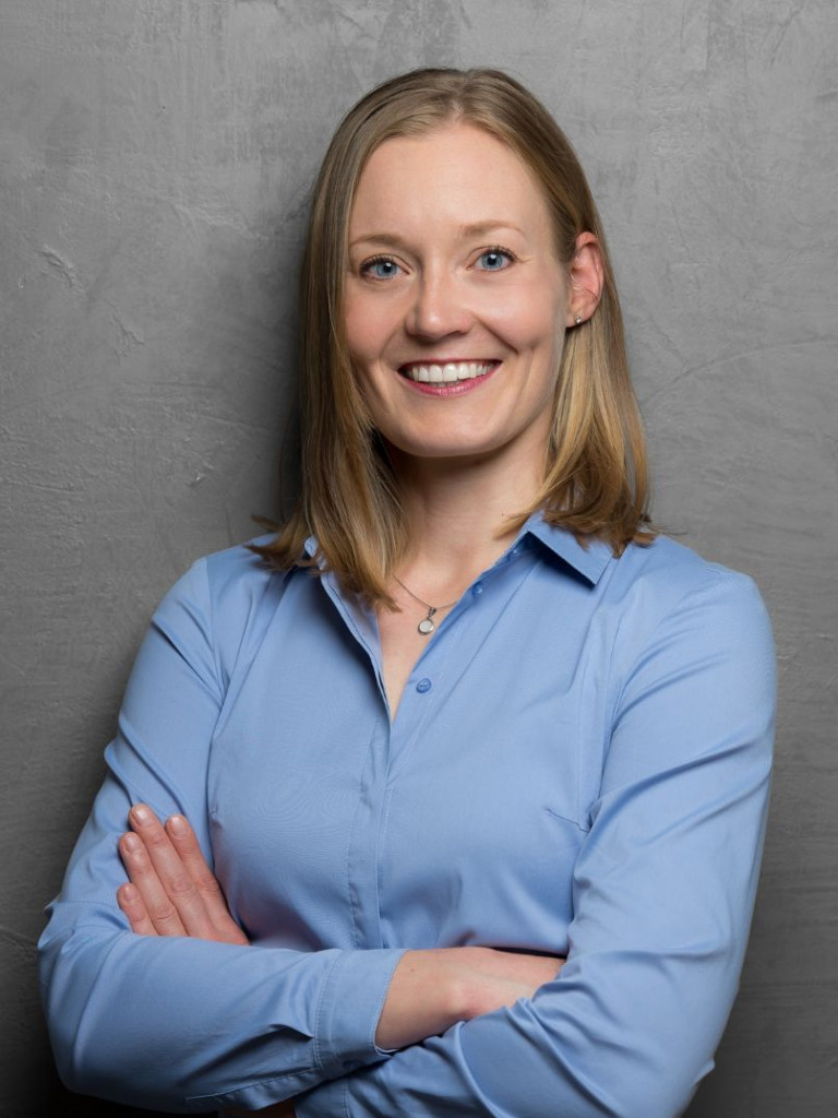 Portrait of Lina Hollender