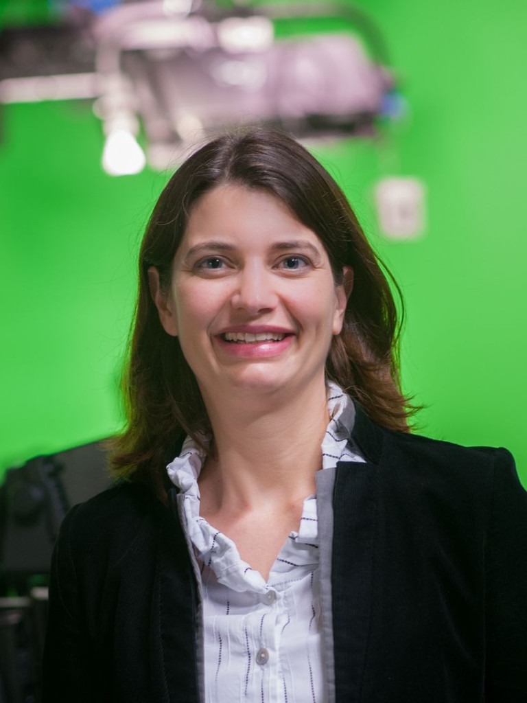 Portrait of Carolin Haeussler