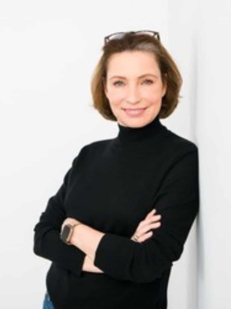 Portrait of Miriam van Straelen