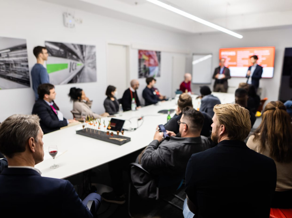 Start-ups pitching their projects at Berlin Sciencepreneurs Night